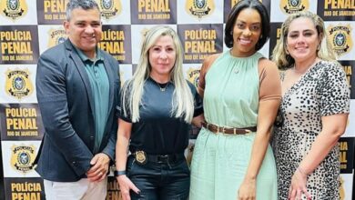 Elaine Martins é elogiada por trabalho evangelístico com detentos